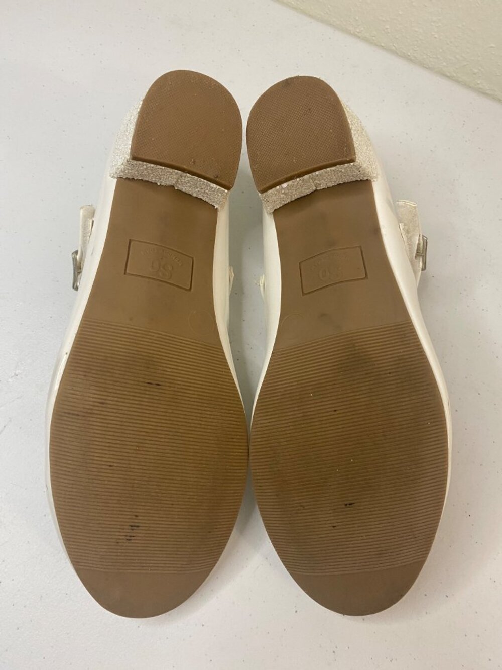 SO Claudie Girls' Mary Jane Heels, Size: 6, White - Picture 10 of 12